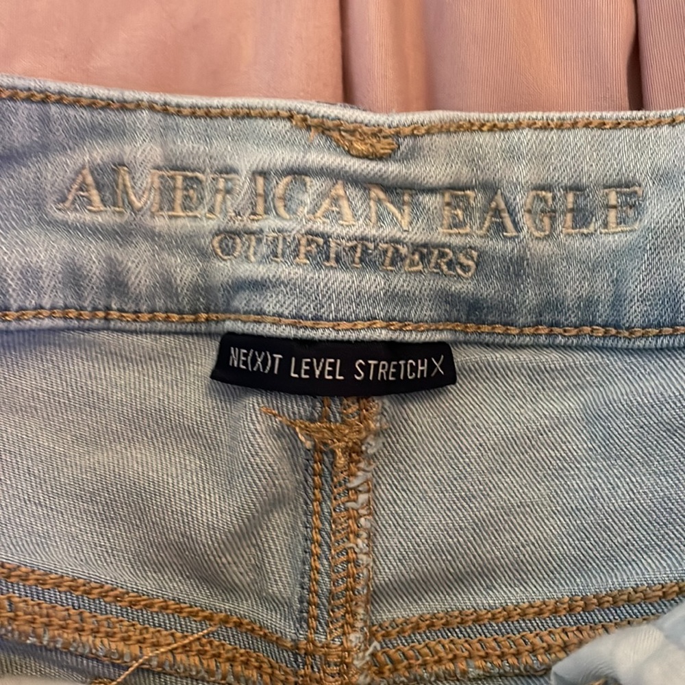American eagle - Picture 2 of 3